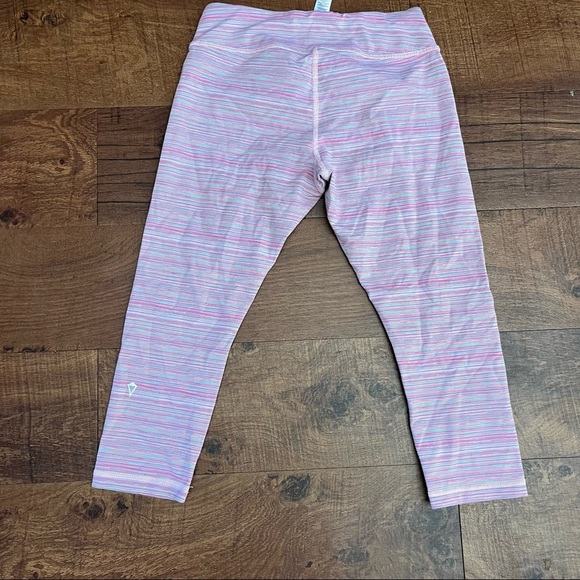 Ivivva by lululemon girls cropped leggings Sz 12 pink purple stripe multicolored - Picture 6 of 7